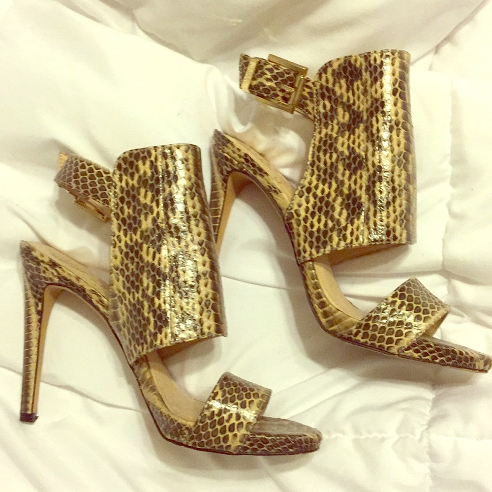 Vince Camuto Snake Skin Heels